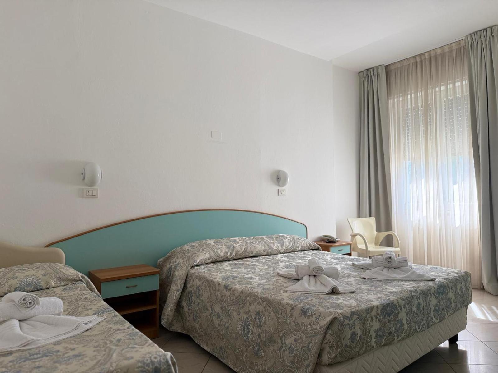 Hotel Spiaggia Villa Paola 벨레지아아지마리나 외부 사진